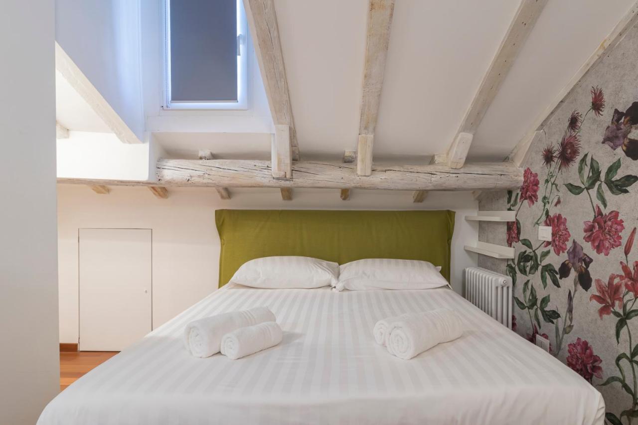 HomeatHotel - Corsico Apartment